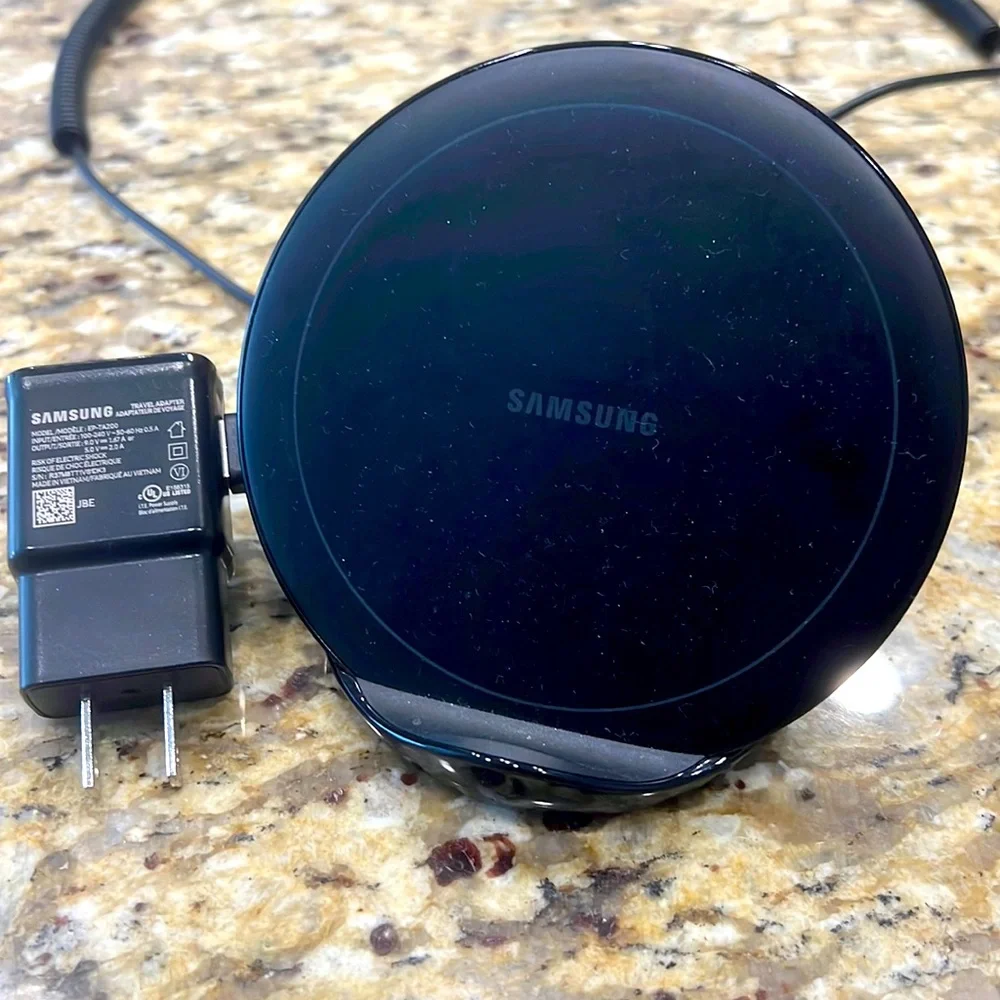 SAMSUNG PHONE CHARGER